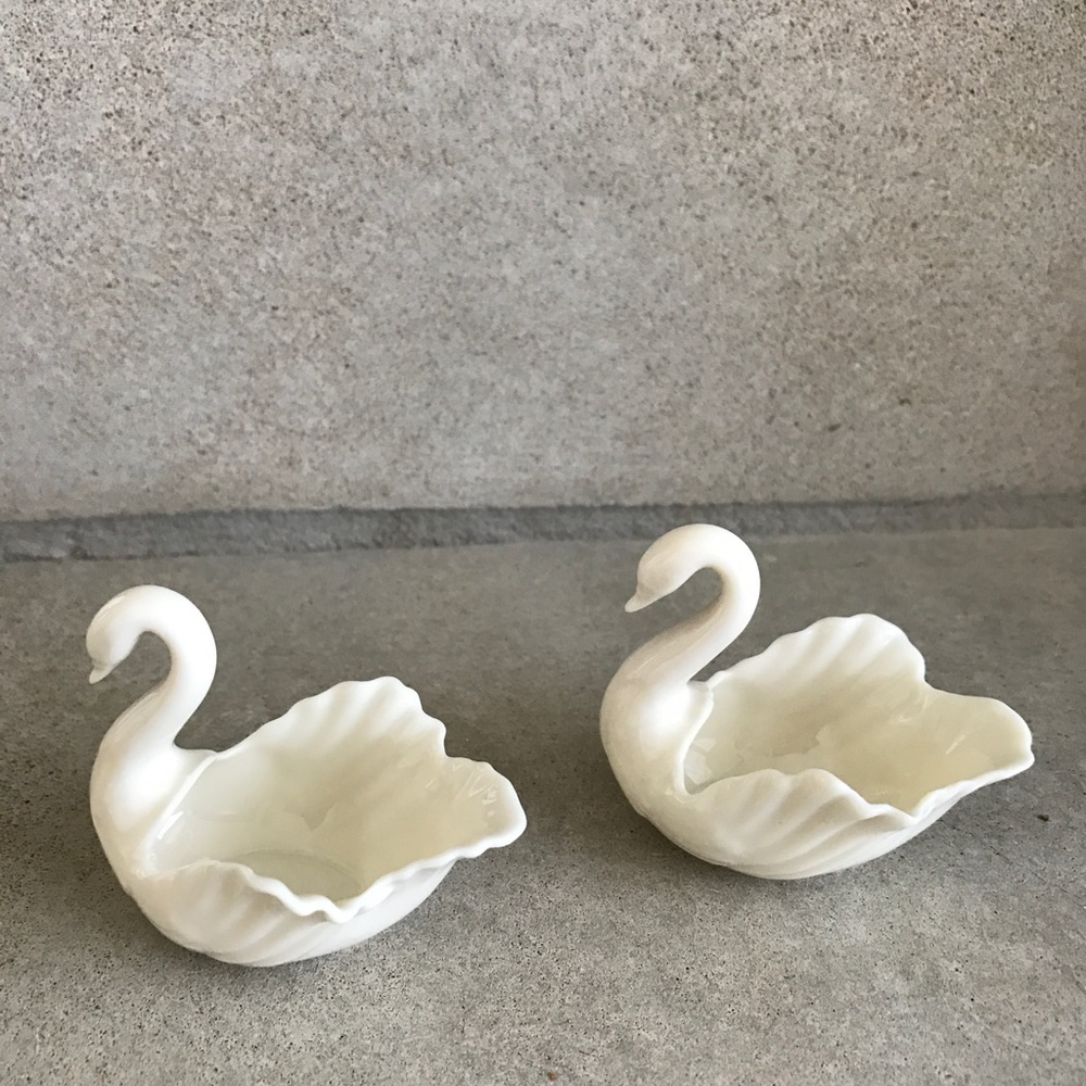 Signed Lenox Mini Swans - Picture 5 of 6